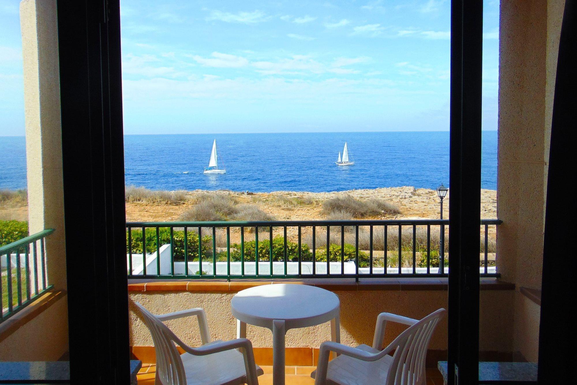 Apartamentos Moon Dreams Cabo De Banos Cala'N Blanes  ภายนอก รูปภาพ