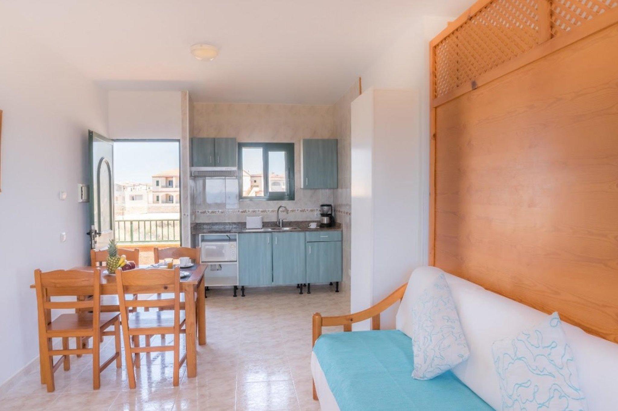 Apartamentos Moon Dreams Cabo De Banos Cala'N Blanes  ภายนอก รูปภาพ