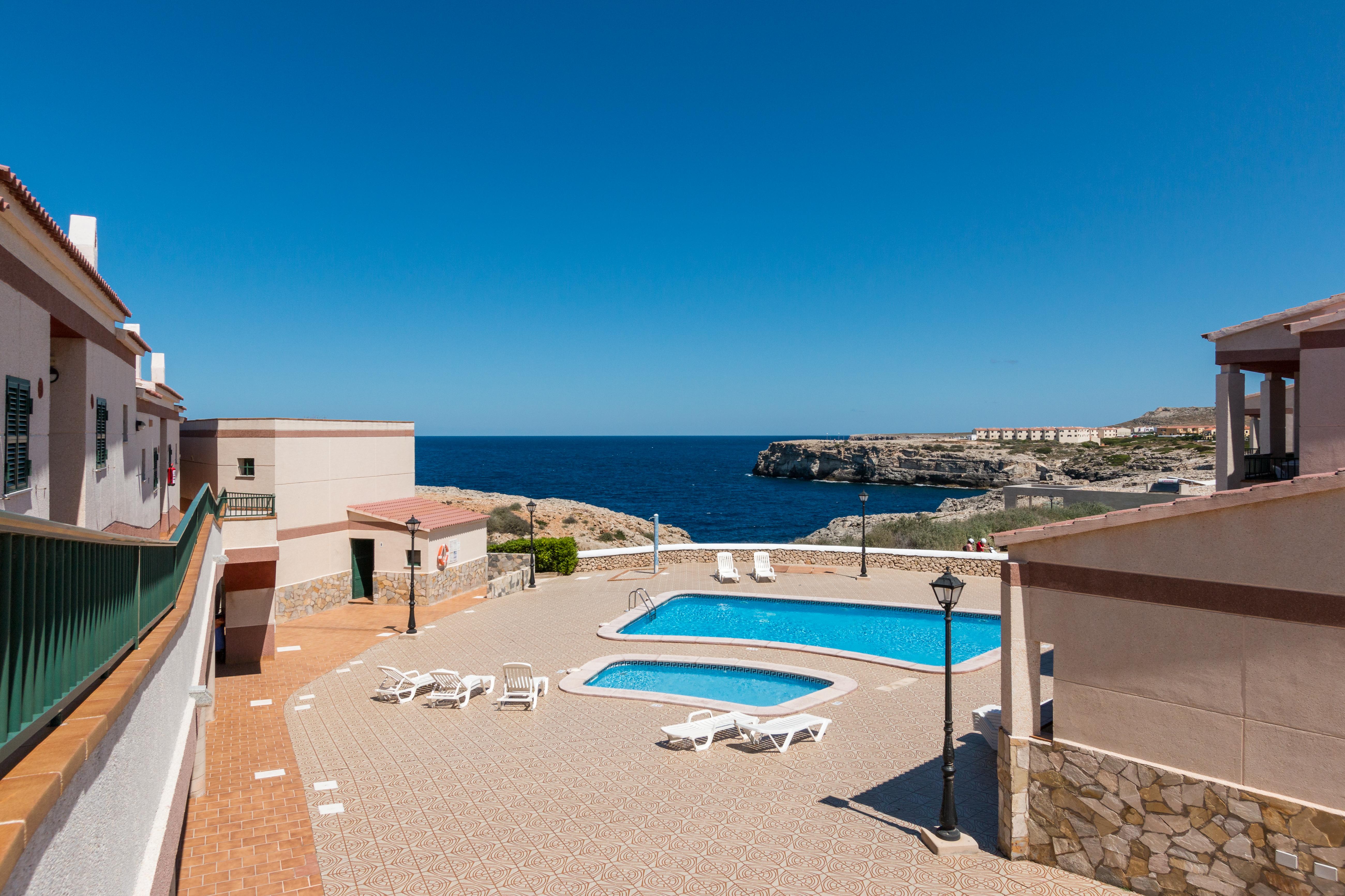 Apartamentos Moon Dreams Cabo De Banos Cala'N Blanes  ภายนอก รูปภาพ