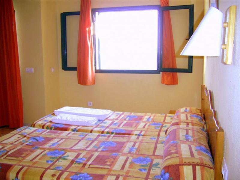 Apartamentos Moon Dreams Cabo De Banos Cala'N Blanes  ภายนอก รูปภาพ