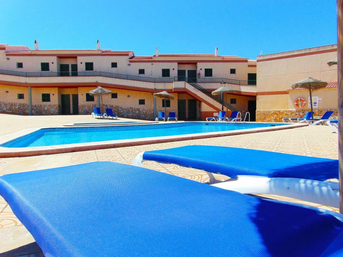 Apartamentos Moon Dreams Cabo De Banos Cala'N Blanes  ภายนอก รูปภาพ
